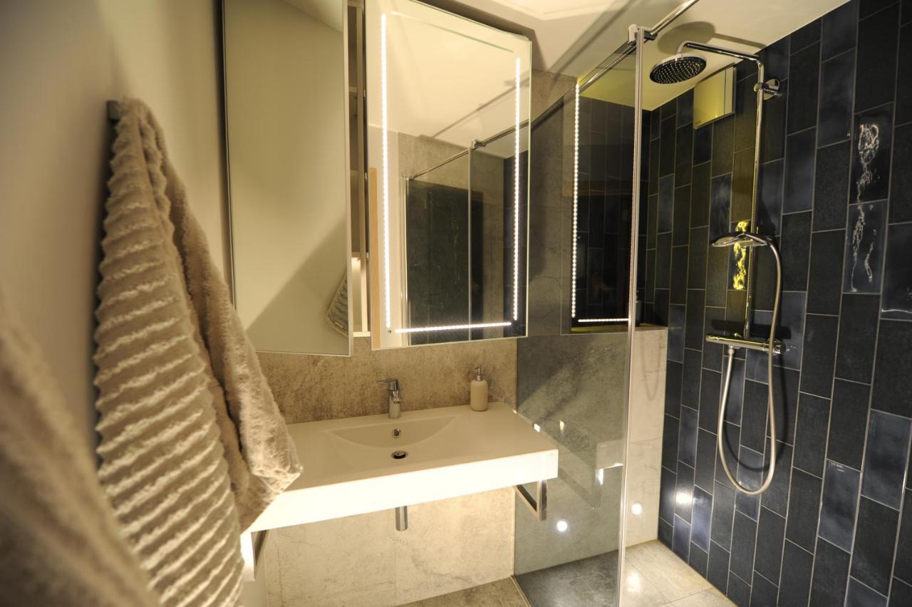 New Exclusive 2 Bedroom Apartment In Old리가 외부 사진